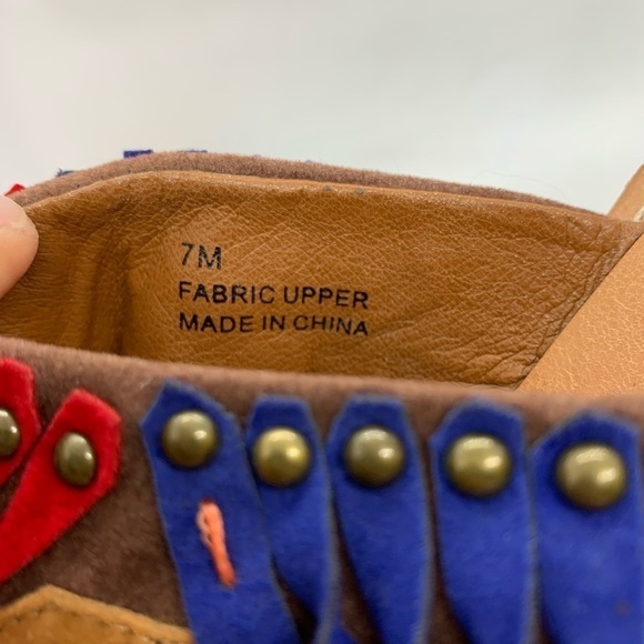 Dolce by Mojomoxy Tan Red Blue Boho Flip Flop Size 7 - Picture 5 of 7